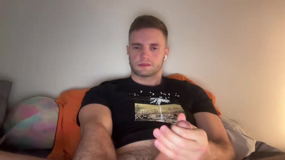 White Hunky Guy Shows Off His Pink Hole