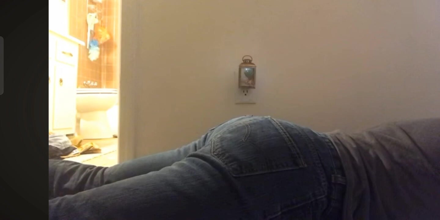 Blue jeans farts - video 2