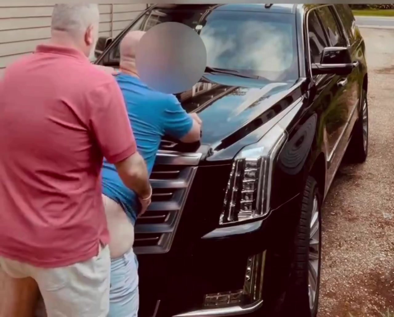 Daddies fuck outside