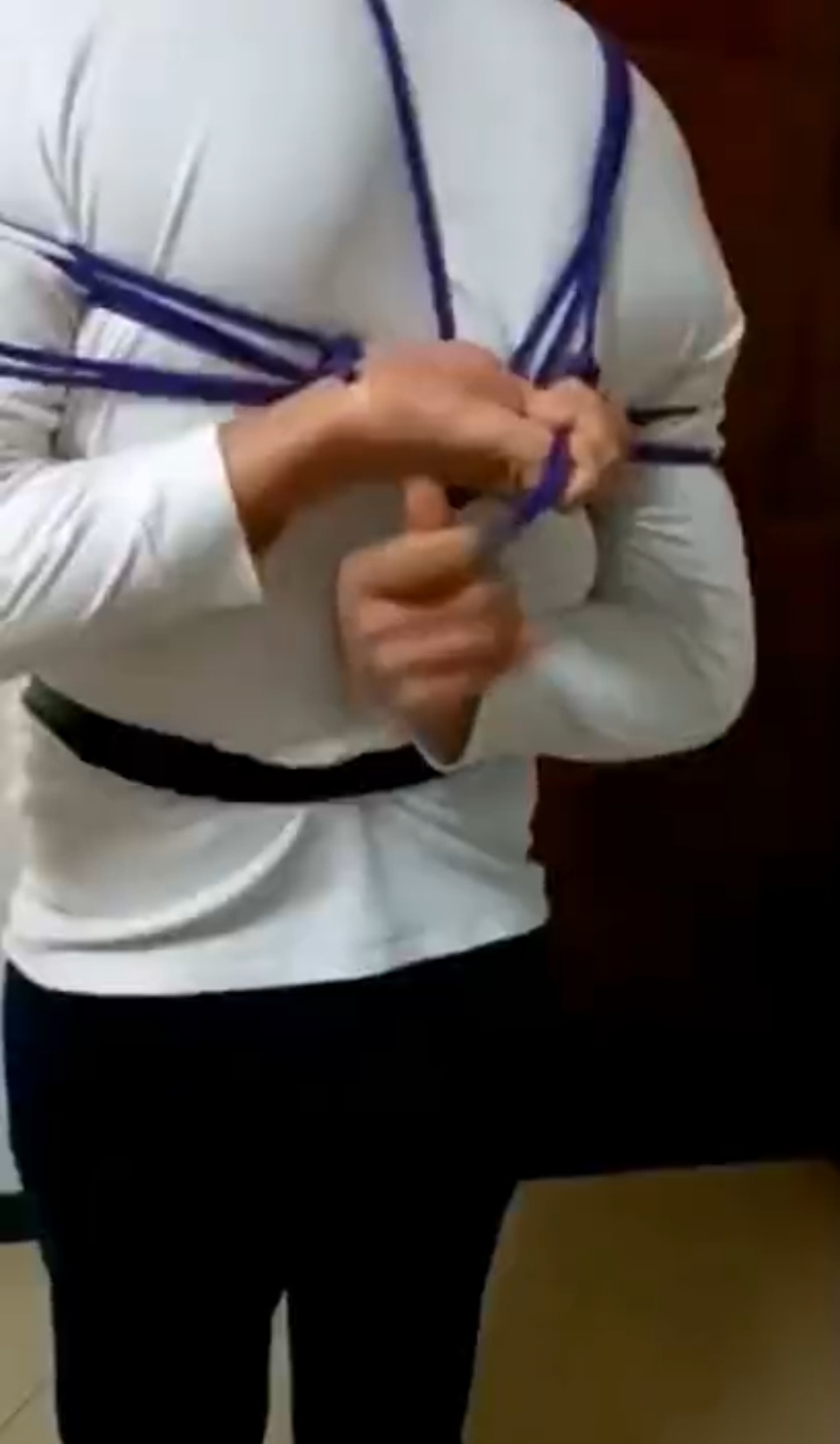 A way of Japanese selfbondage