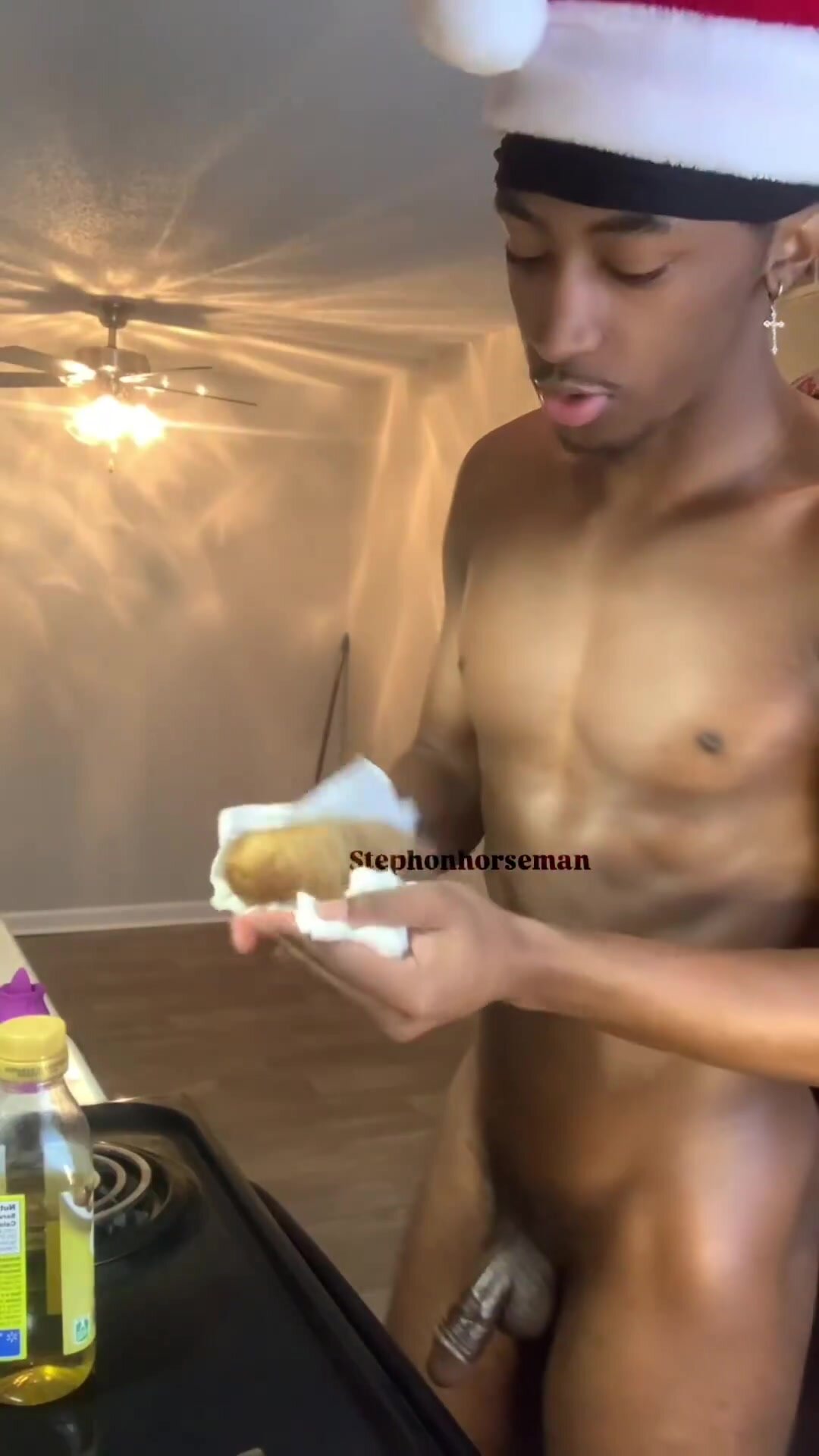 Hot young guy does his own spin on tiktok trend - ThisVid.com