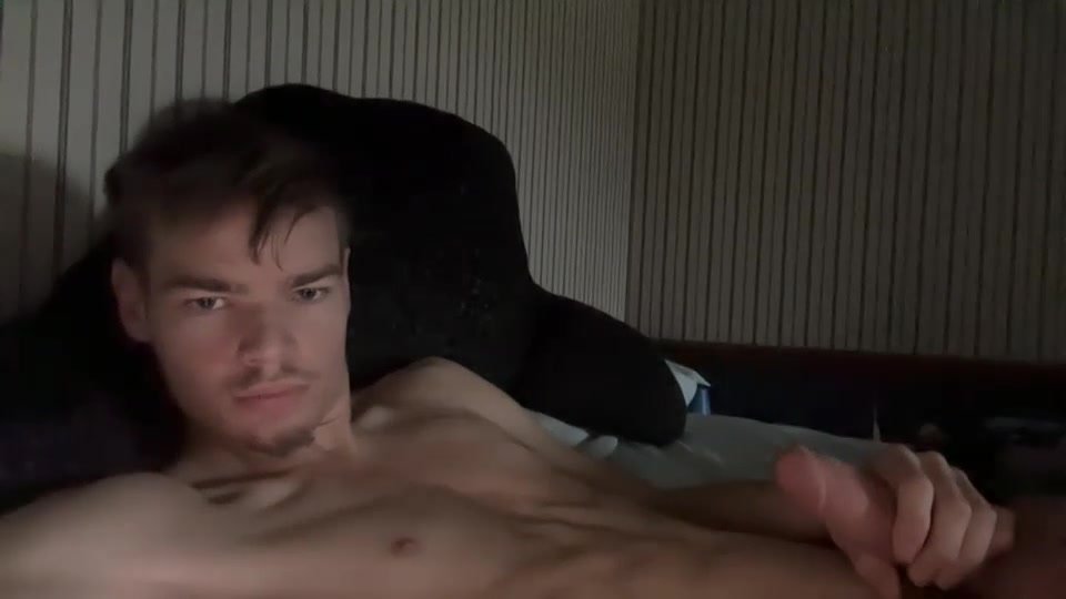 Young White Dude Jerks Off