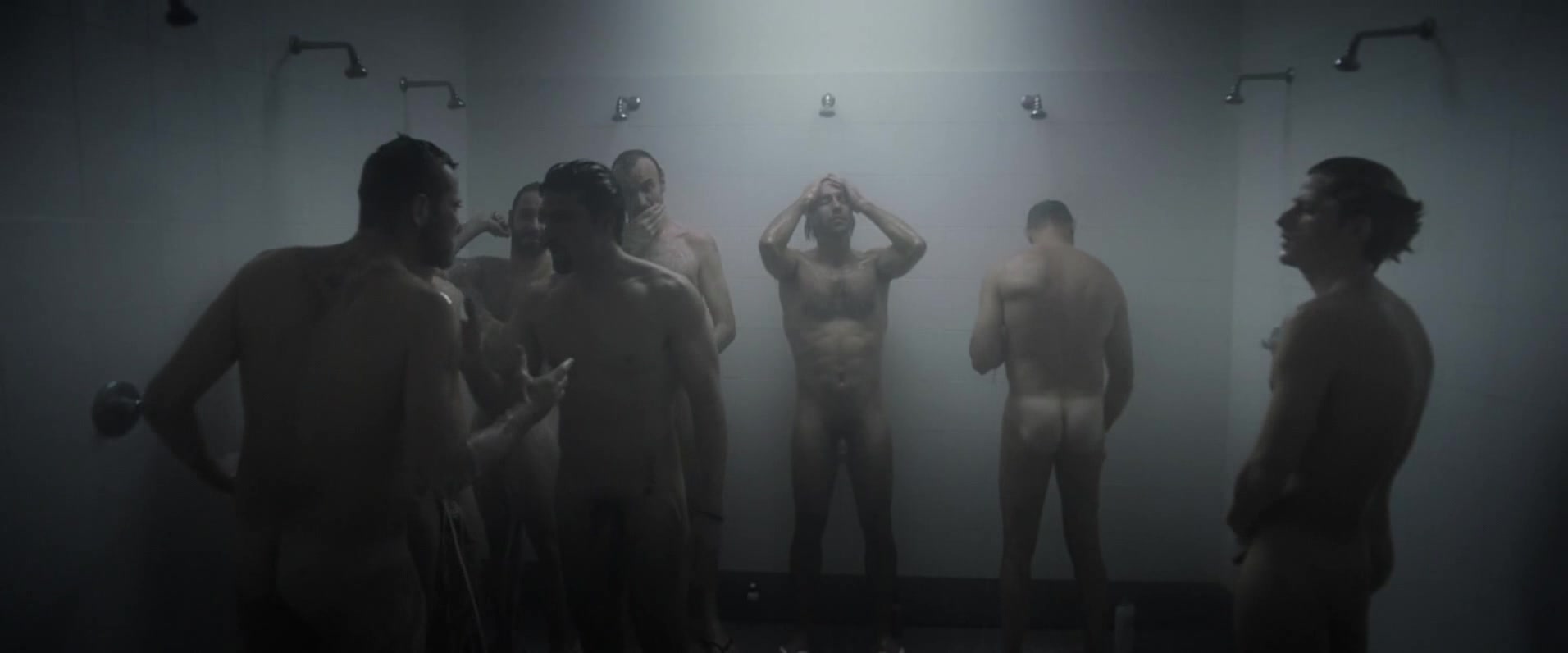 GREAT BUNCH OF GUYS IN THE SHOWER