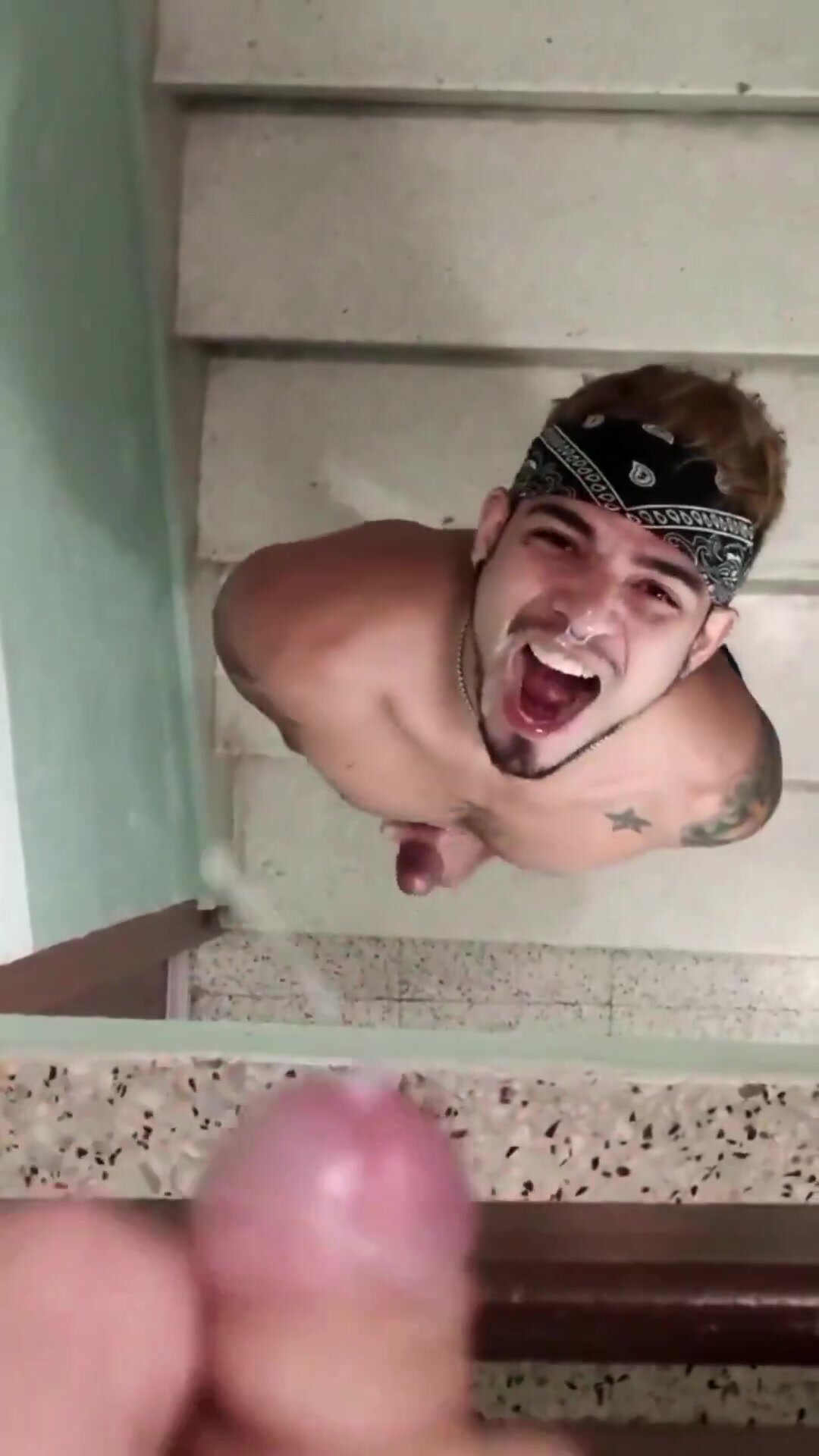 Two buddies get creative with cumshot