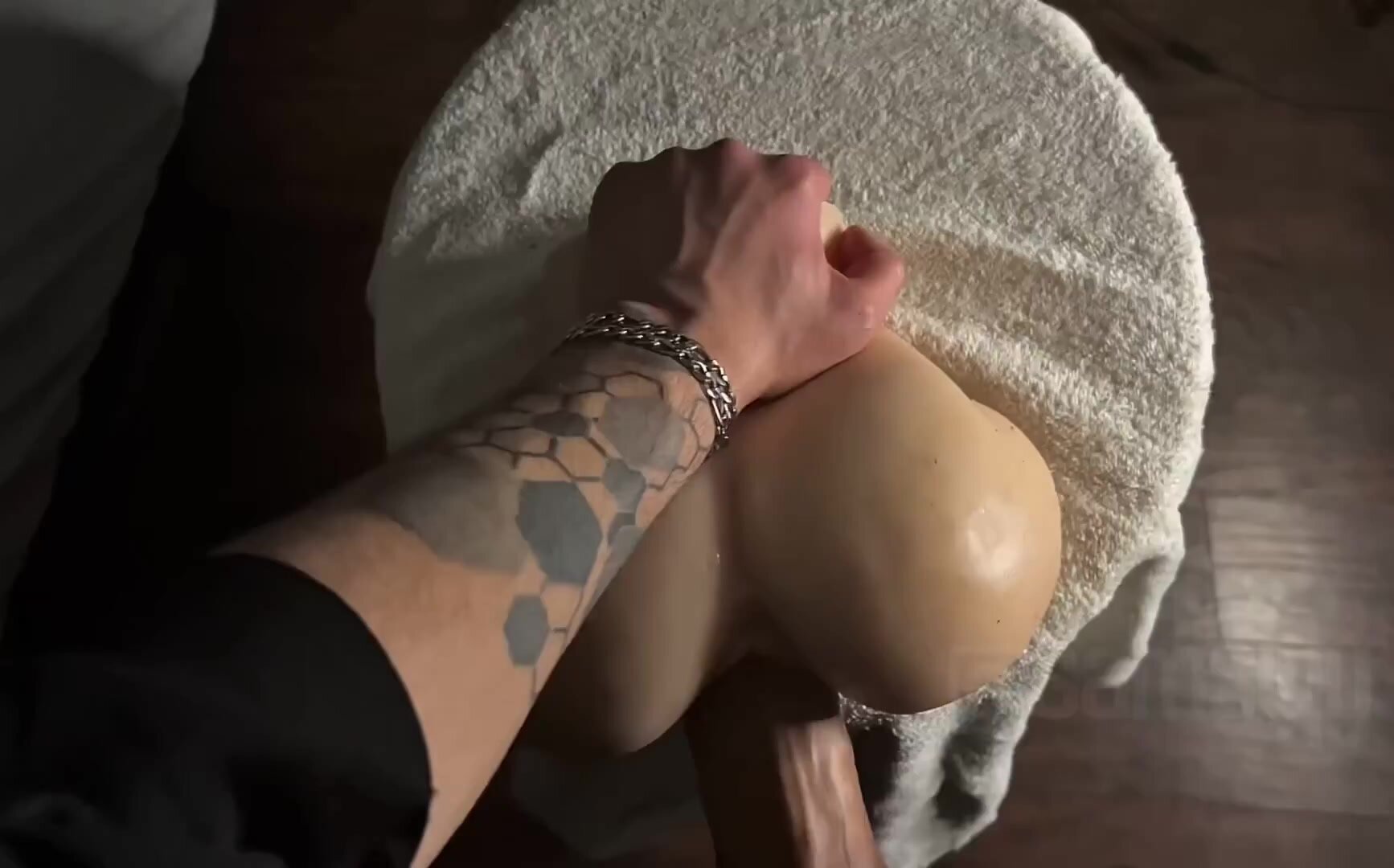 Who thinks they could handle his backshots?