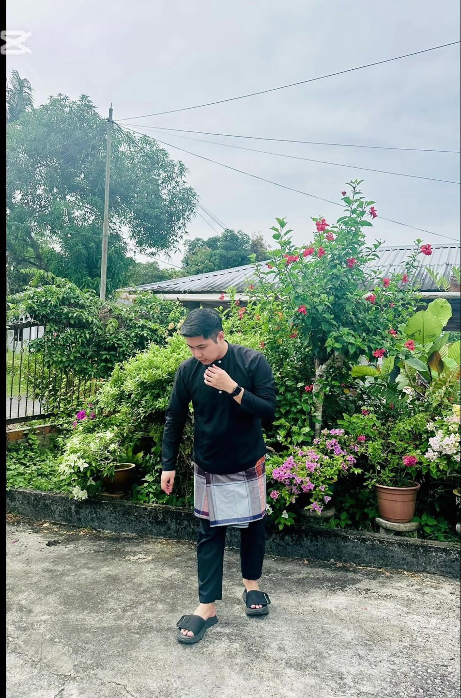Malay Cabin Crew Jerkoff (Part 2)