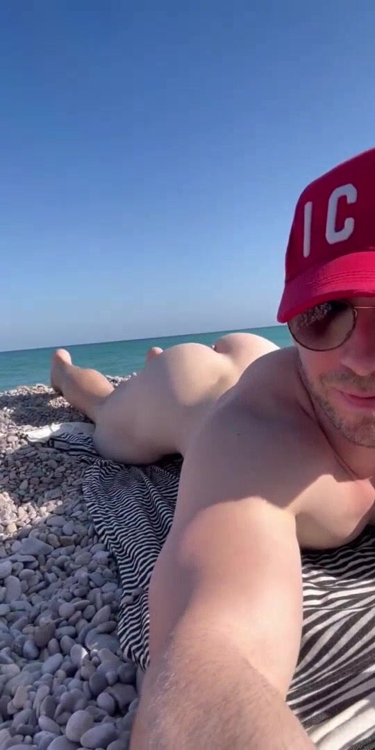 french gift ass in Paris for HNY