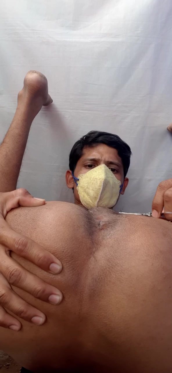 Indian Guy trimming hair pt-2