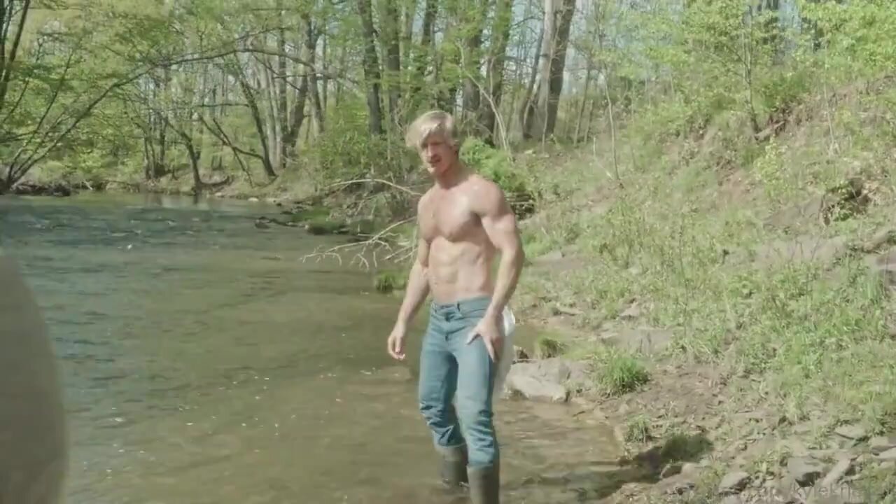 RANCH HANDS WORK HARD