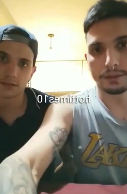 twins brothers kiss