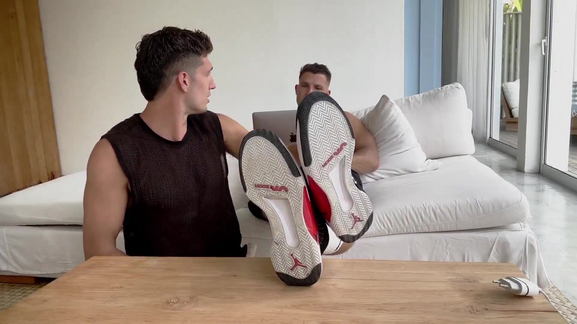 sup worships white alpha feet