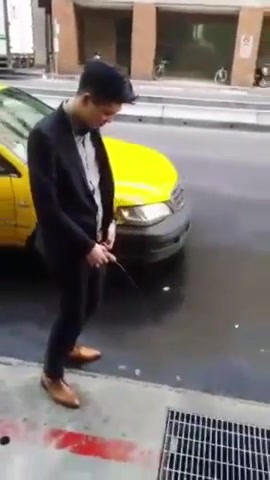Drunk Chinese boy pissing