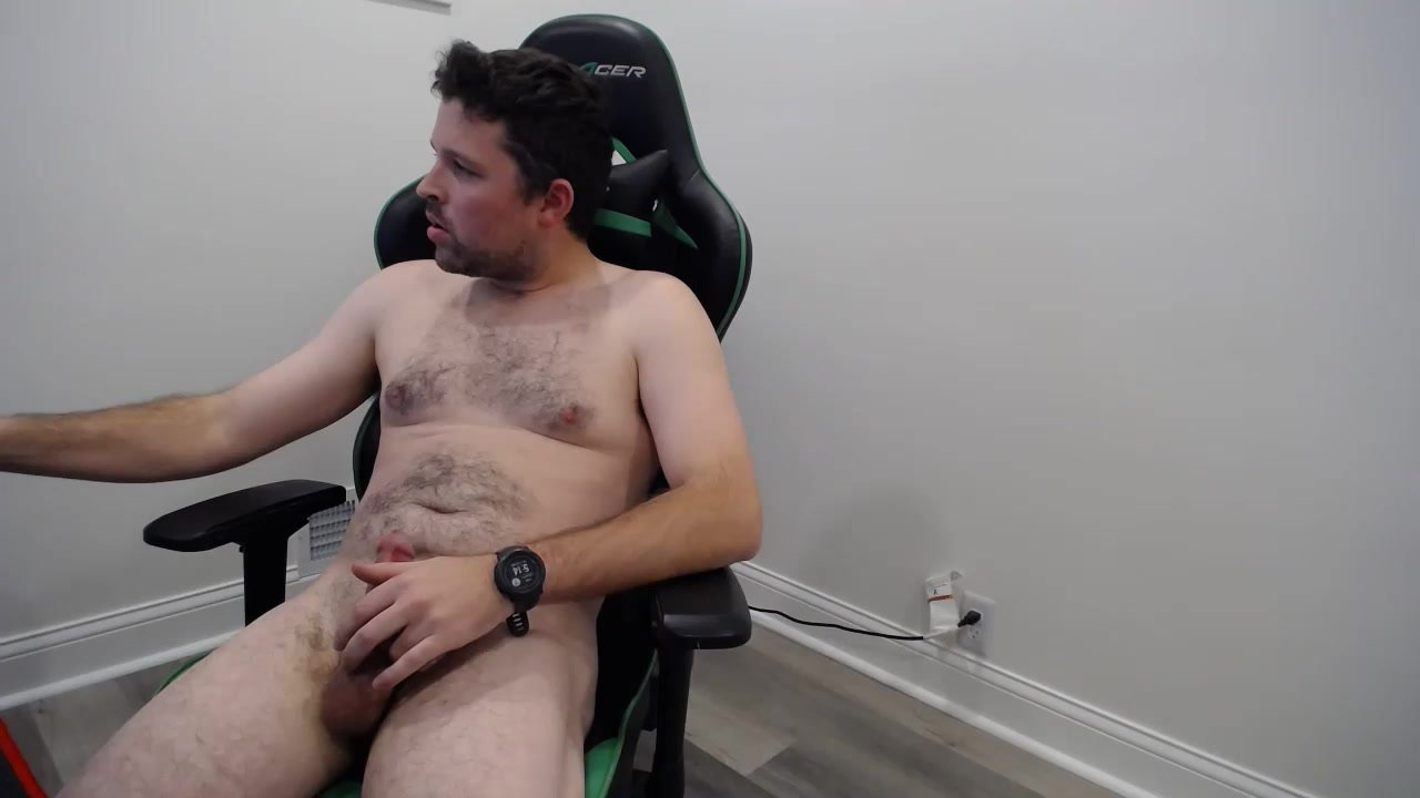 Michigan Guy Shows Off His Ass