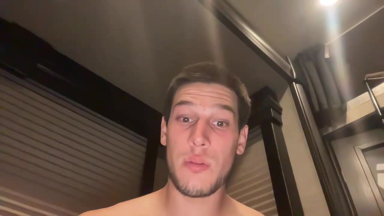 Sexy Florida Hunk Shows Off His Cock
