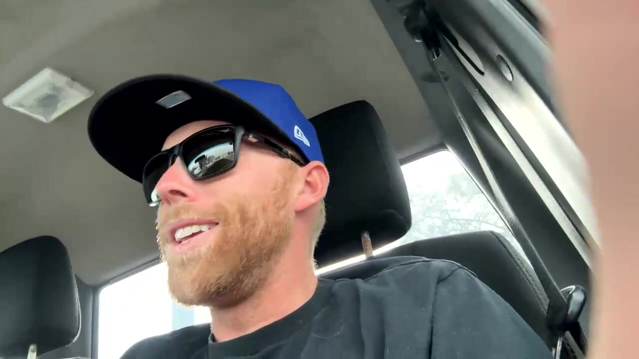 White Guy Got Horny In The Truck