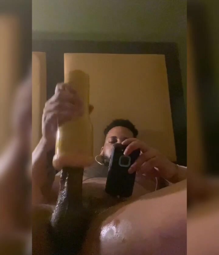 NUTTIN IN FLESHLIGHT  202