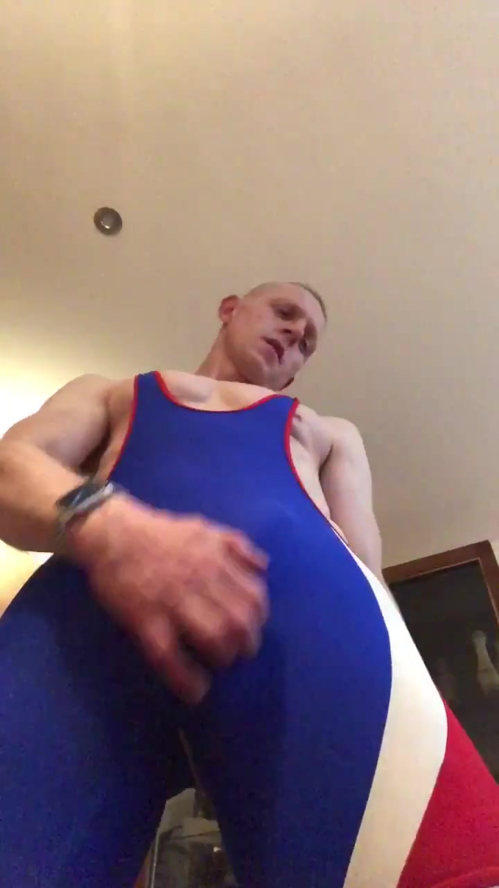 Pig in singlet pumps out a load