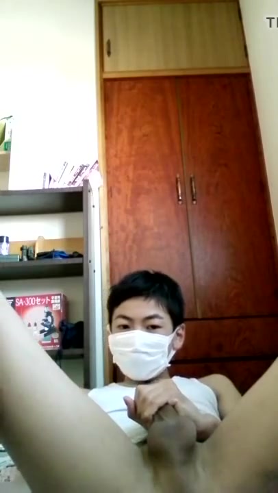 Horny Asian Twink in Socks: Assplay Wank and Cum