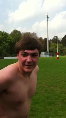 Mikey Ingham RUNNING NAKED ON FIELD