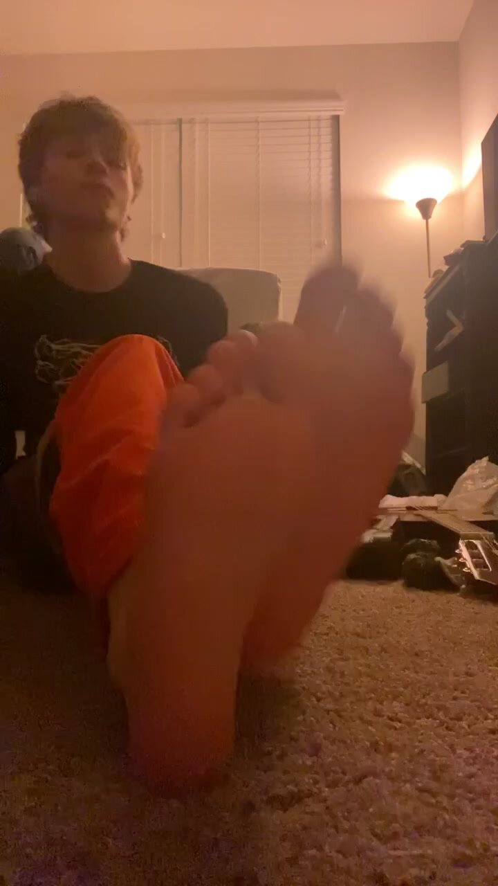 male feet POV
