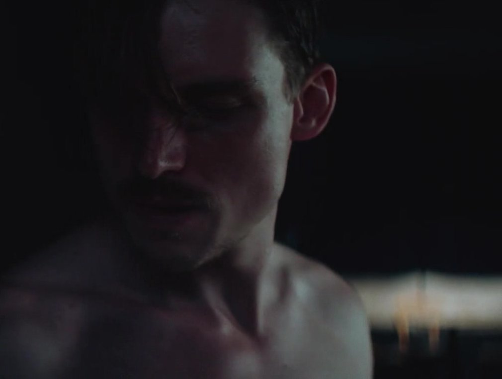 A LITTLE FLASH STARTING SEX