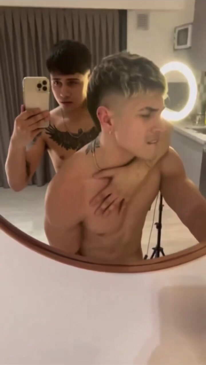 sex infront of mirror arab
