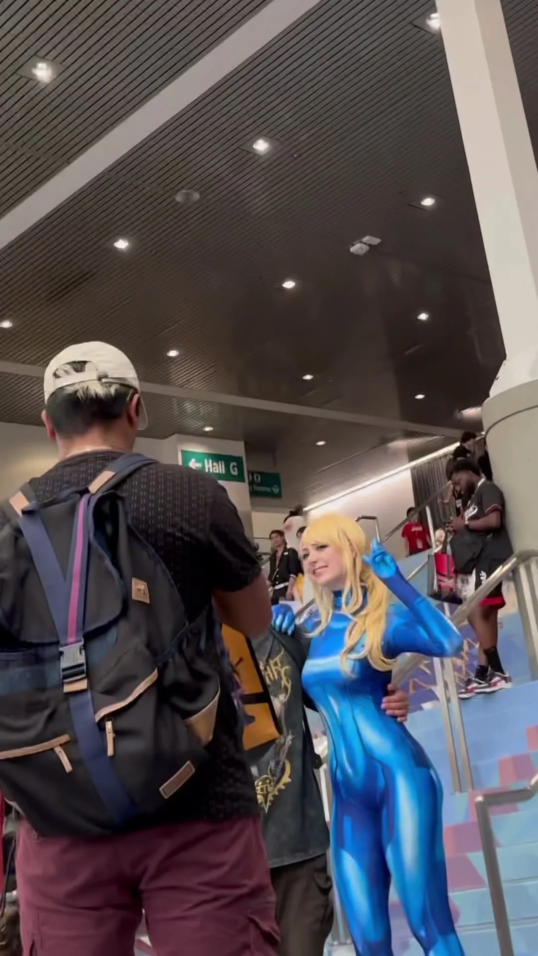 Candid cosplay ass - ThisVid.com
