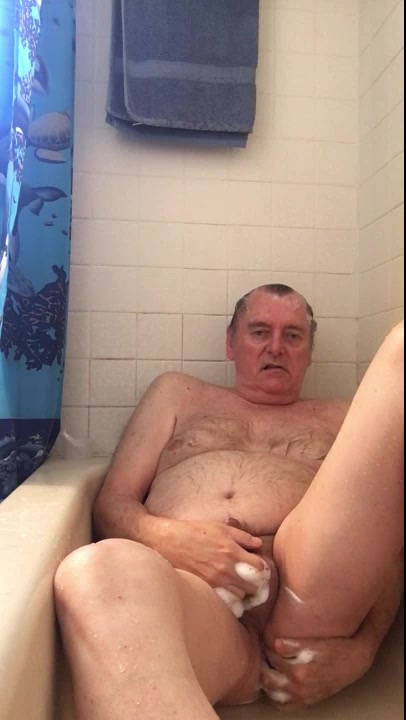 Pissing, stripping, bathing, dildos, beads, shaving
