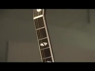 Luis Fonsi Robot 2