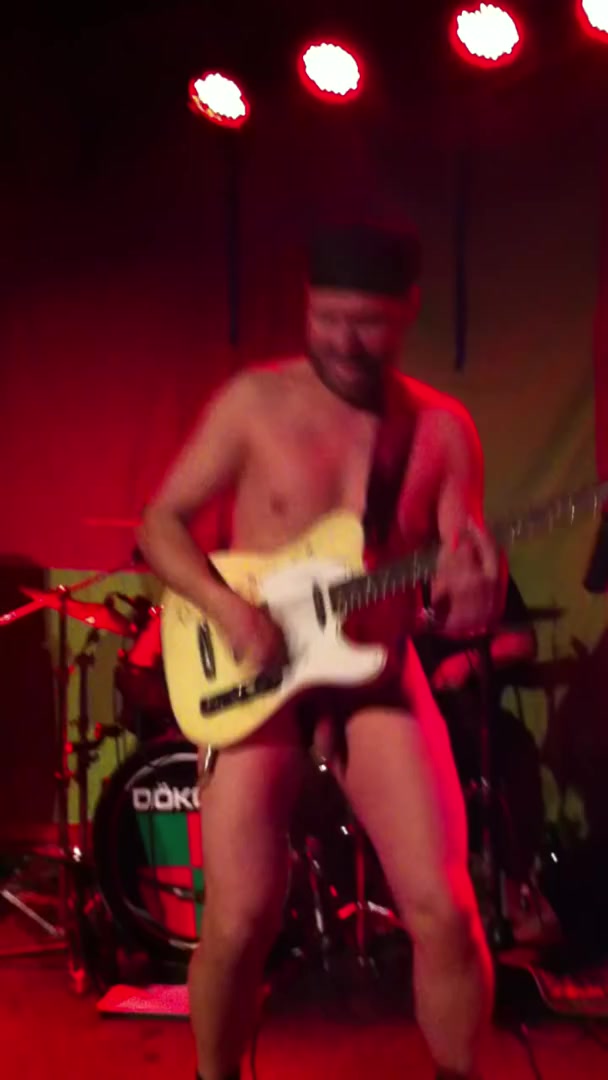 Hot Naked Guitarist