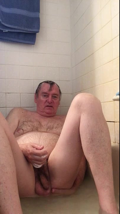 Pissing, stripping, bathing, dildo, shaving, stroking
