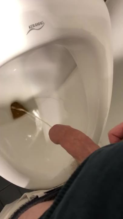 Meaty foreskin cock urinal piss