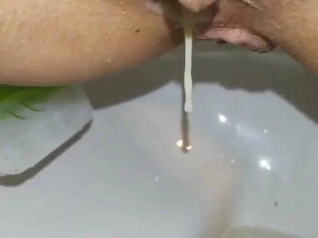 Anal Poop Creampie - Creampie and poop - video 2 - ThisVid.com