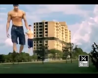 Giant Stomp Building