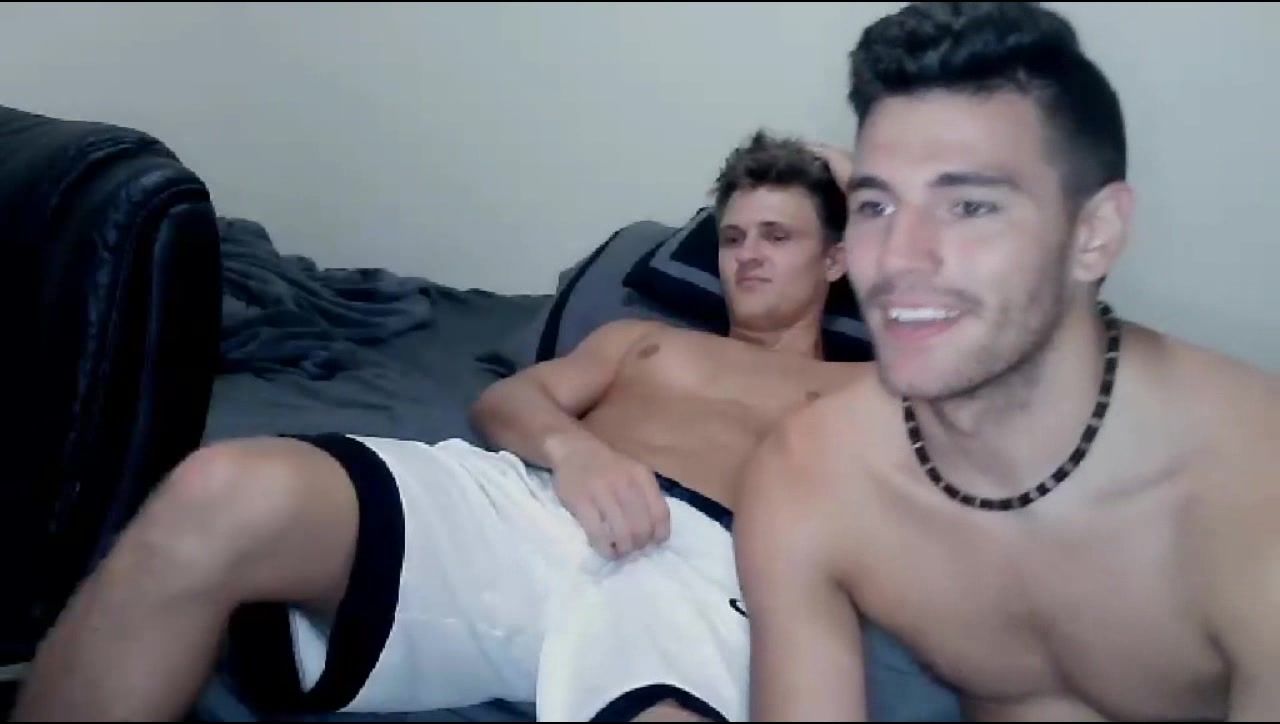 PERFECT LIAM AND FRIEND ON CAM