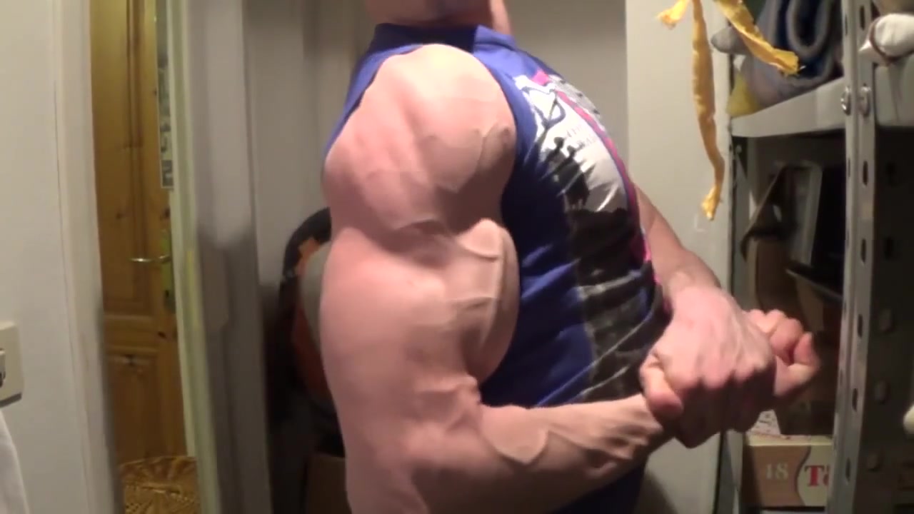 Cocky Muscle - video 2