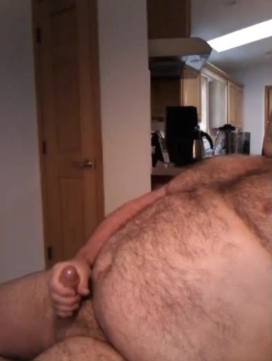 Hairy chubby grandpa cums on cam