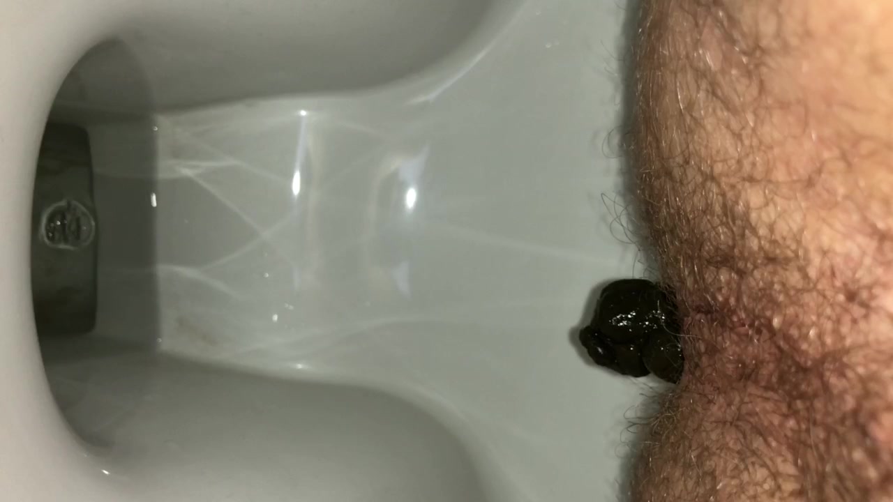 Early Morning Poo - video 2