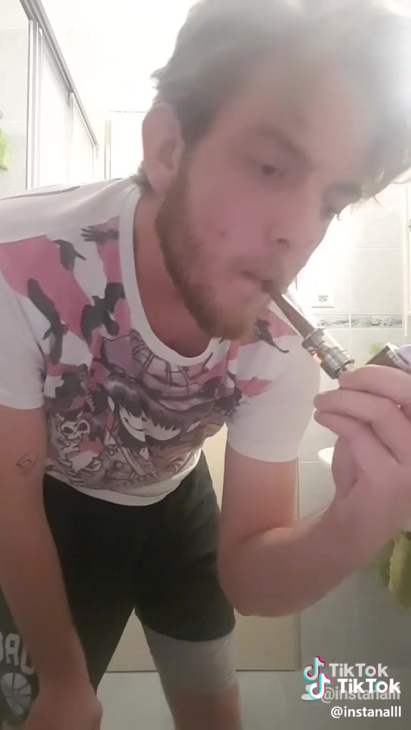 Cute guy on tik tok shows ass