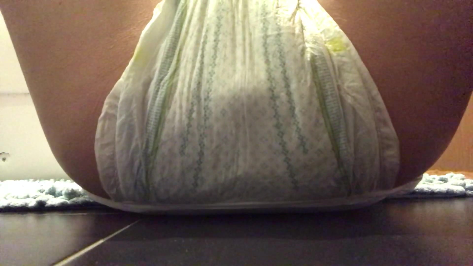 random diaper messing video 23