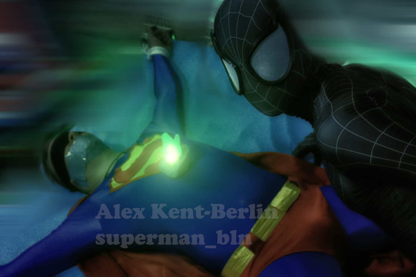 Preview for Superman captured by black Spidey