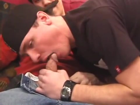Straight jock dude gets fucked for the 1st time