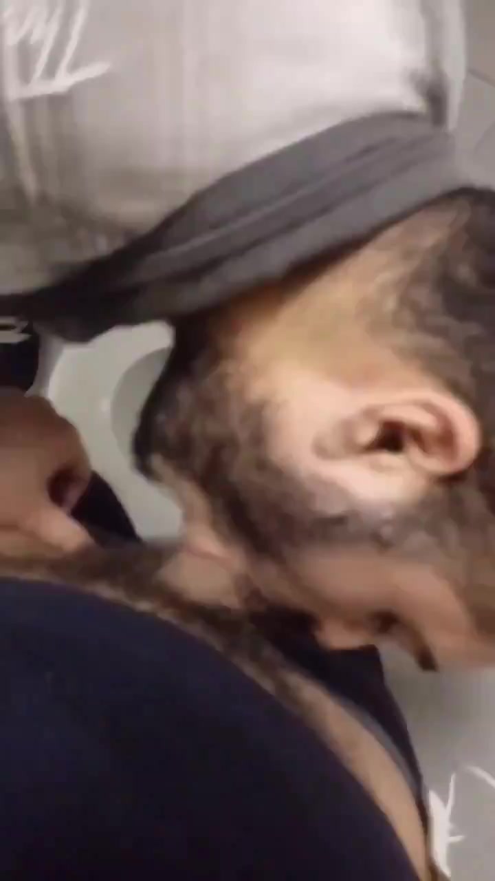 Sucking in public toilet - video 2