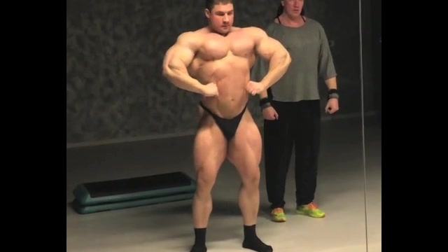 Russian Musclemonster Vitaly Fateev