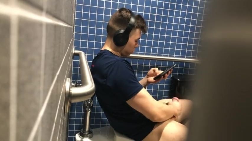 Spycam Caught Jerking In Gym Bathroom Thisvid Com