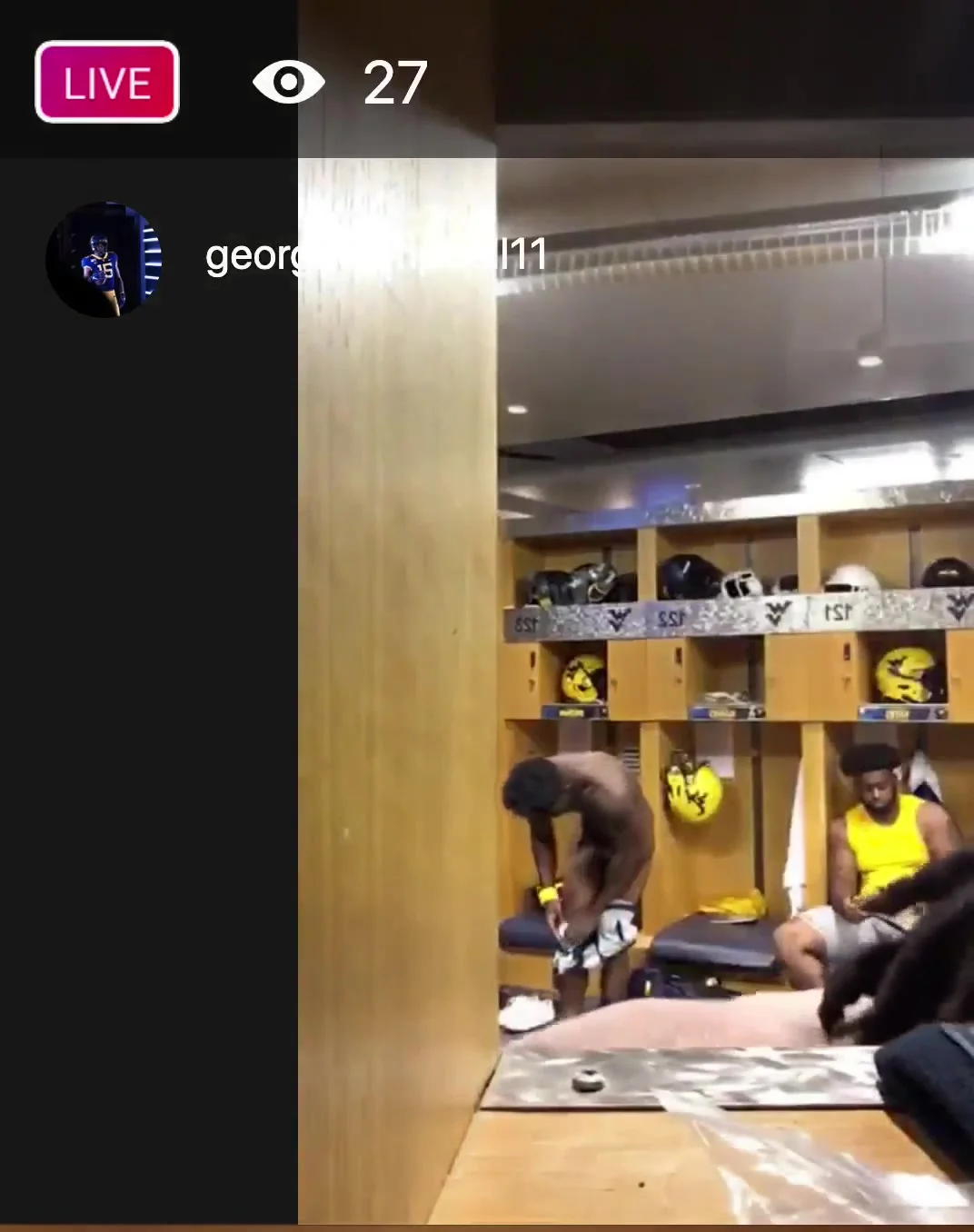 Locker room: LIVE VIDEO IN FOOTBALL LOCKERROOM 2 - ThisVid.com