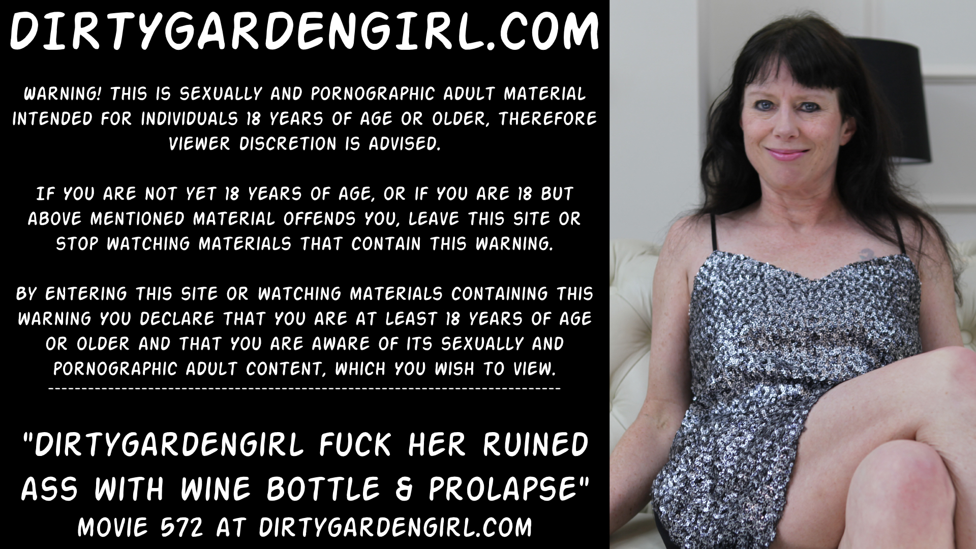 Dirtygardengirl fucking her ruined ass with wine bottle & prolapse