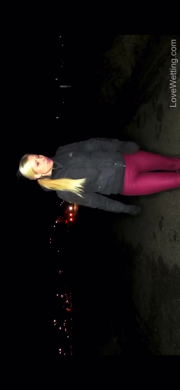 Flooding pink leather pants
