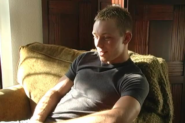 Blonde Muscle Hunk Jerk Off Solo