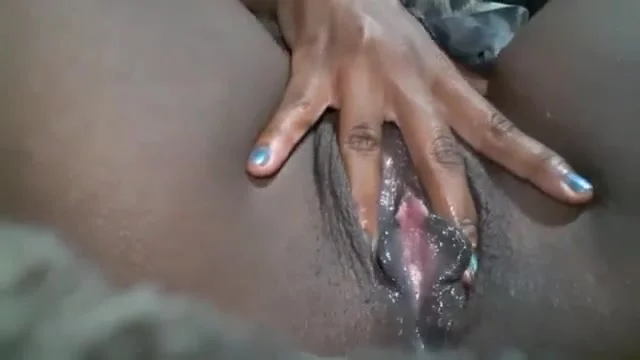 Matire Ebony Creamy Pussy - Black mature oozing wet pussy - ThisVid.com